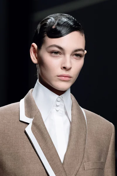 Look 4